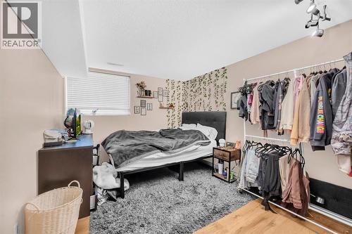 4013 Vance Place Nw, Calgary, AB - Indoor