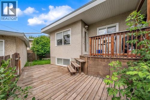 4013 Vance Place Nw, Calgary, AB - Outdoor With Deck Patio Veranda