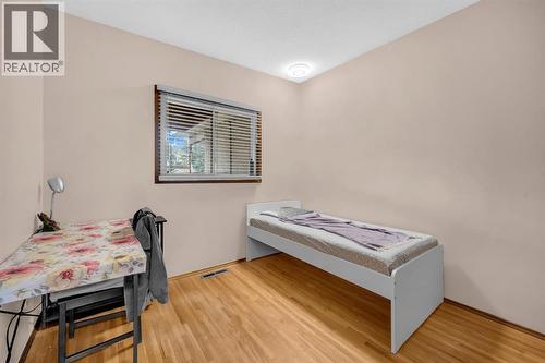 4013 Vance Place Nw, Calgary, AB - Indoor