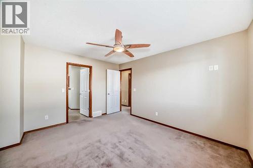 38 Springborough Way Sw, Calgary, AB - Indoor Photo Showing Other Room