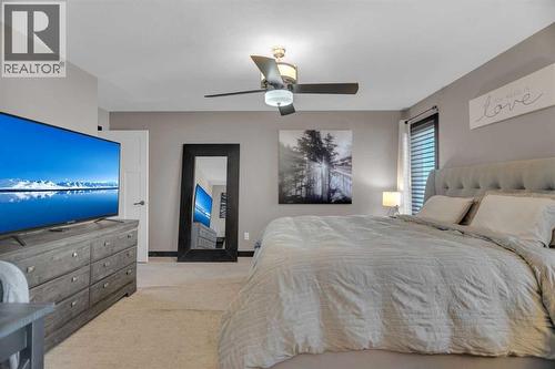 33 Sisson Avenue, Red Deer, AB - Indoor Photo Showing Bedroom