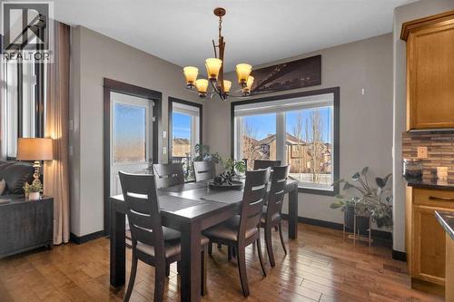 33 Sisson Avenue, Red Deer, AB - Indoor Photo Showing Dining Room