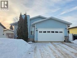 9409 124 Avenue  Grande Prairie, AB T8V 5Y6