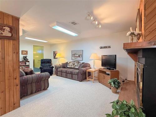 94 Clement Drive, Brandon, MB - Indoor