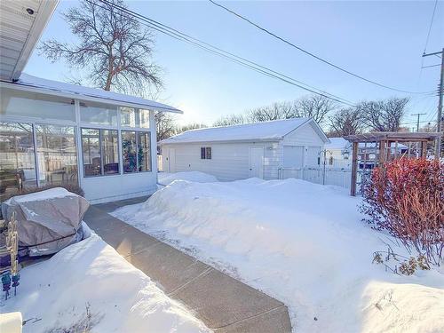 94 Clement Drive, Brandon, MB - Outdoor