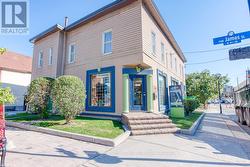 338 JAMES STREET  Ottawa, ON K1R 5M9