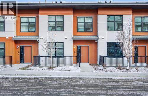203, 400 belmont Street SW  Calgary, AB T2X 4C1
