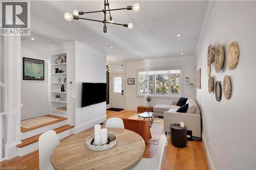 37 Chatham Street, Hamilton, ON - Indoor Photo Showing Dining Room