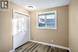 2nd bedroom located on the main floor with ample closet space - 