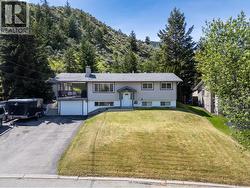 5121 Crawford Place  Kamloops, BC V2C 5Z8