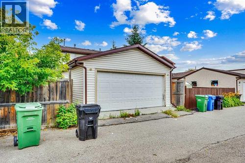 48 Templeridge Crescent Ne, Calgary, AB - Outdoor