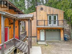 Coach house - 