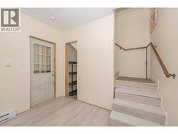 Coach house - 