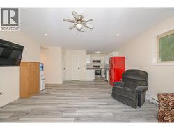 Coach house - 