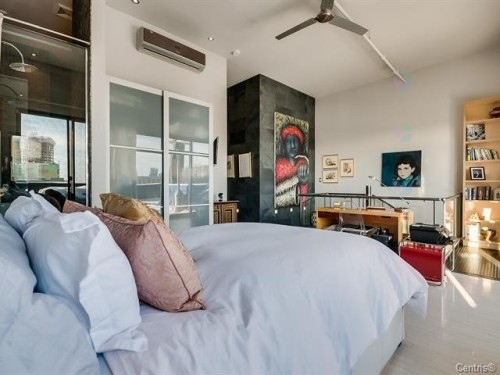 Bedroom - 305-969 Rue St-Timothée, Montréal (Ville-Marie), QC - Indoor Photo Showing Bedroom