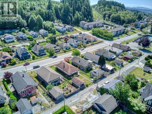 5751 Maple Ave, Powell River, BC - Outdoor With View