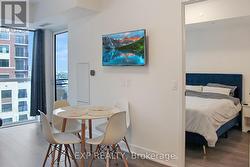 610 - 2333 KHALSA GATE  Oakville (Wm Westmount), ON L6M 0X7