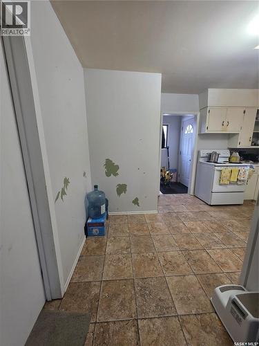 701 3Rd Street, Estevan, SK - Indoor Photo Showing Other Room
