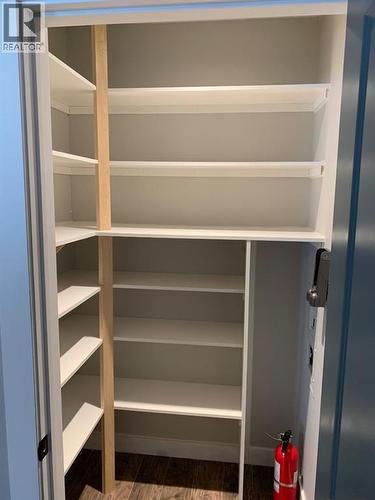 2118 16 Avenue S, Lethbridge, AB - Indoor With Storage