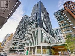 3206 - 238 SIMCOE STREET  Toronto, ON M5T 0E2