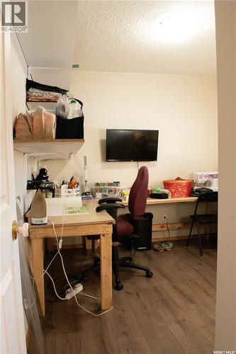 2907 15Th Avenue E, Prince Albert, SK - Indoor Photo Showing Office