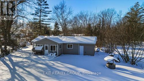 33 Willow Point Road, Brighton, ON - Outdoor