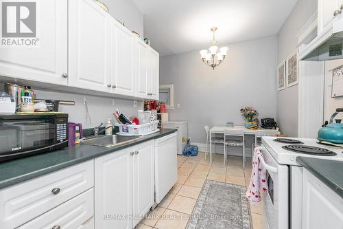 Apt 1 - 121 Osgoode Street, Ottawa, ON - Indoor Photo Showing Kitchen