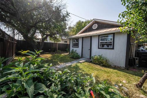 31 14th Avenue  Cranbrook, BC V1C 2W8