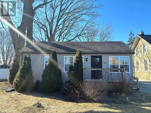 237 HURON STREET W  South Huron (Exeter), ON N0M 1S2