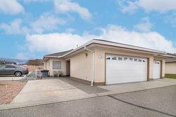 38-1874 Parkview Crescent  Kelowna, BC V1X 7G6