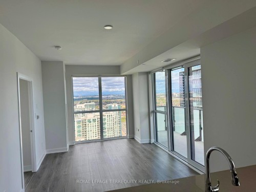 3004-4130 Parkside Village Drive, Mississauga, ON - Indoor Photo Showing Other Room