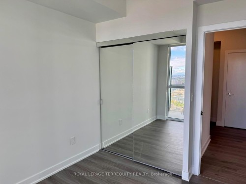 3004-4130 Parkside Village Drive, Mississauga, ON - Indoor Photo Showing Other Room