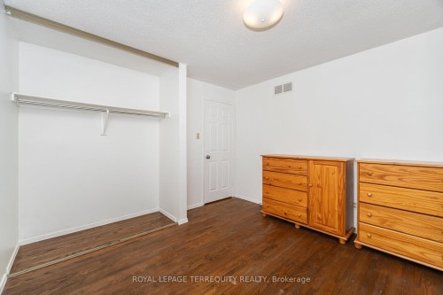 4085 Wheelwright Crescent, Mississauga, ON - Indoor Photo Showing Other Room