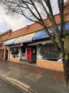 1706 Government St  Victoria, BC V8W 1Z5