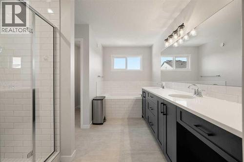 40 West Grove Link Sw, Calgary, AB - Indoor Photo Showing Bathroom