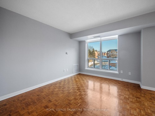 311-30 Wilson Street, Markham, ON - Indoor Photo Showing Other Room