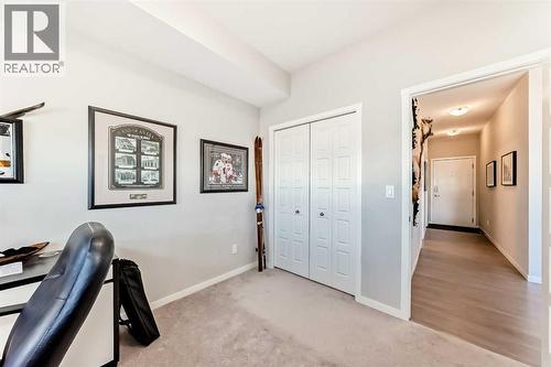409, 4150 Seton Drive Se, Calgary, AB - Indoor Photo Showing Office