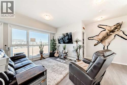 409, 4150 Seton Drive Se, Calgary, AB - Indoor