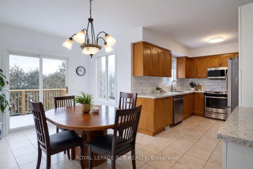 82 Coolspring Crescent, Caledon, ON - Indoor Photo Showing Dining Room
