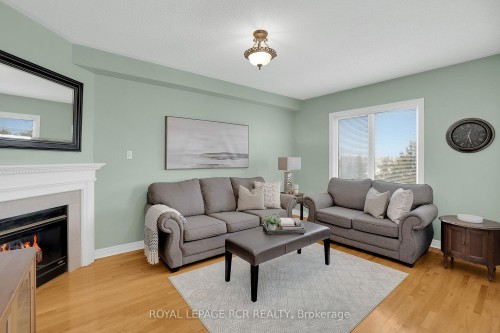 82 Coolspring Crescent, Caledon, ON - Indoor Photo Showing Living Room With Fireplace