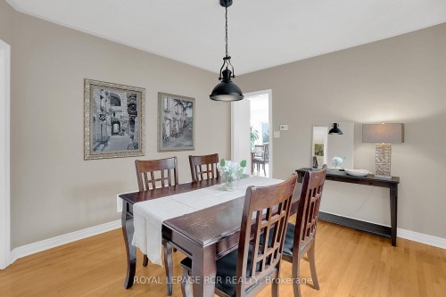 82 Coolspring Crescent, Caledon, ON - Indoor Photo Showing Dining Room