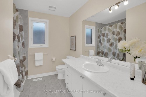 82 Coolspring Crescent, Caledon, ON - Indoor Photo Showing Bathroom