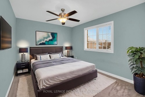 82 Coolspring Crescent, Caledon, ON - Indoor Photo Showing Bedroom