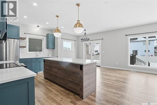 330 Aniskotaw Bend, Saskatoon, SK - Indoor Photo Showing Kitchen