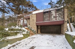 61 Valentine Drive  Toronto, ON M3A 3J7