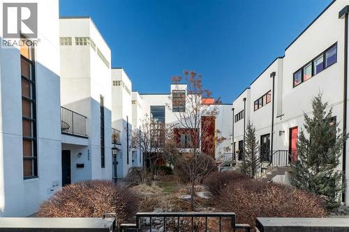 1252 10 Street SW  Calgary, AB T2R 1P8