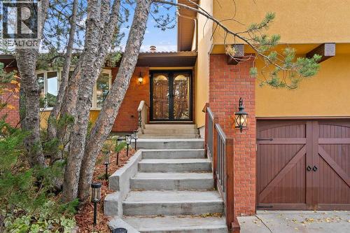 124 Canterbury Drive Sw, Calgary, AB - Outdoor