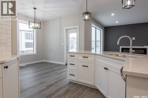 203 Sharma Lane, Saskatoon, SK - Indoor Photo Showing Kitchen