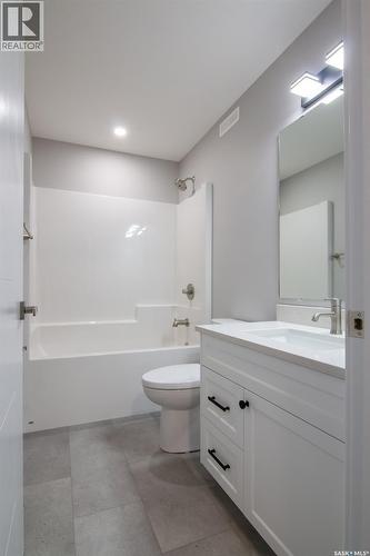 203 Sharma Lane, Saskatoon, SK - Indoor Photo Showing Bathroom