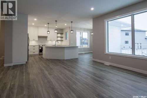 203 Sharma Lane, Saskatoon, SK - Indoor Photo Showing Kitchen With Upgraded Kitchen